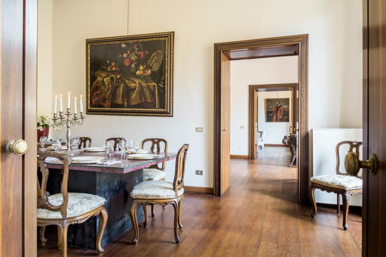 Palazzo Berardi: Renaissance Downtown Luxury Ferienhaus