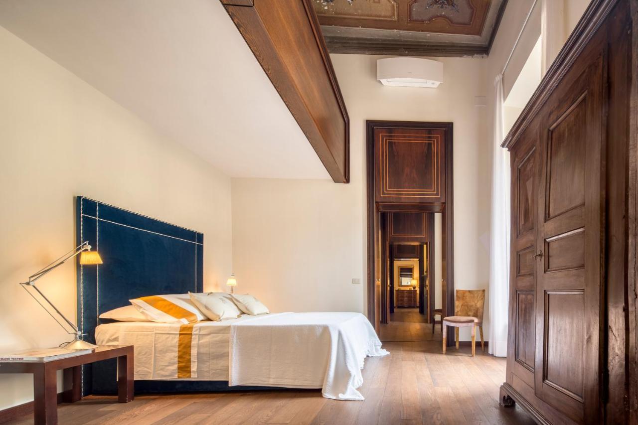 Ferienhaus Palazzo Berardi: Renaissance Downtown Luxury