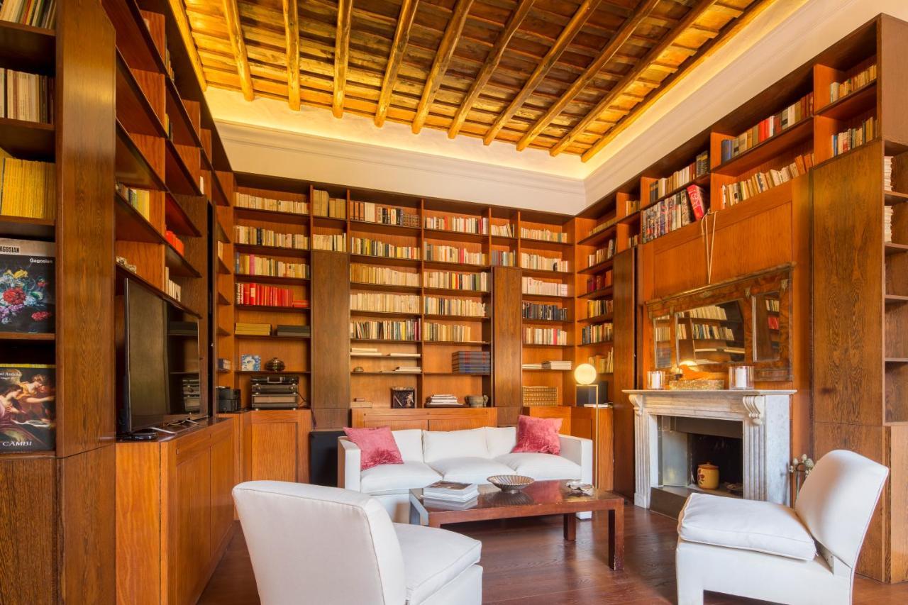 Palazzo Berardi: Renaissance Downtown Luxury Ferienhaus *