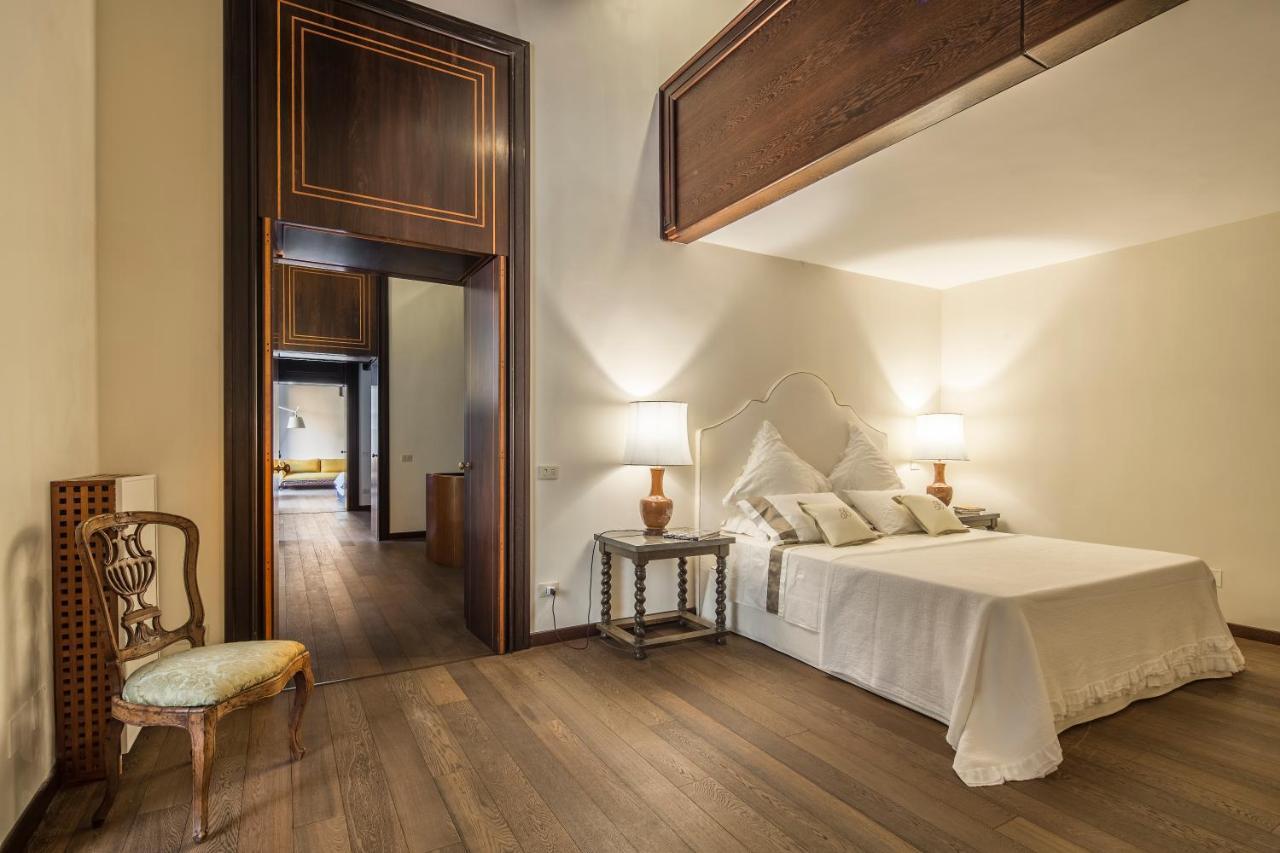 Palazzo Berardi: Renaissance Downtown Luxury Rom