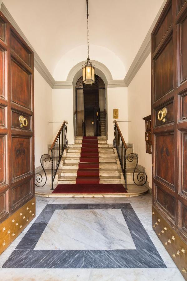 Palazzo Berardi: Renaissance Downtown Luxury Rom