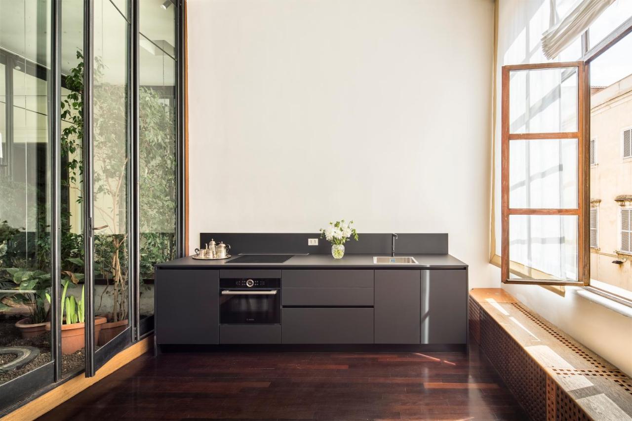 Ferienhaus Palazzo Berardi: Renaissance Downtown Luxury Rom