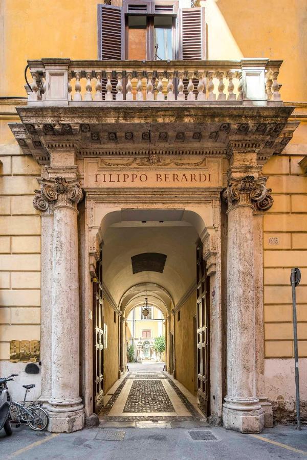 Palazzo Berardi: Renaissance Downtown Luxury Ferienhaus